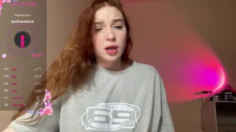 Snapshot of cinnabongirls chatting on February 2025 01:20:02 AM Maddy online show from February 2025 01:20:02 AM