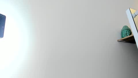 Snapshot of cinnia_ chatting on October 2025 12:07:02 PM Cintia online show from October 2025 12:07:02 PM