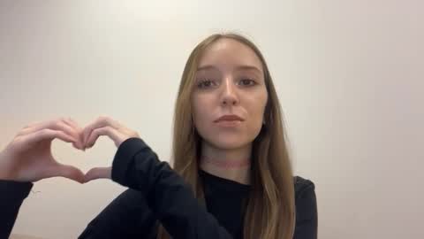 Aurora online show from March 2026 01:33:01 PM