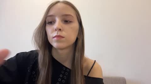 Aurora online show from March 2026 10:27:02 AM