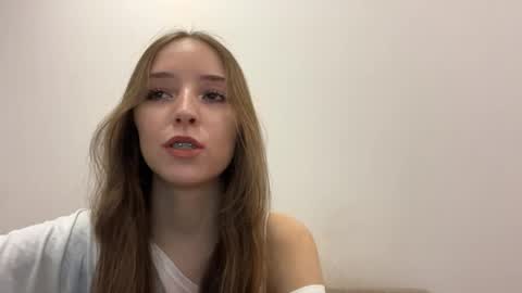 Aurora online show from April 2026 02:10:01 PM