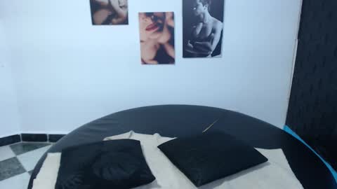 Snapshot of cinthya_dan chatting on October 2025 03:47:02 PM Cinthya online show from October 2025 03:47:02 PM