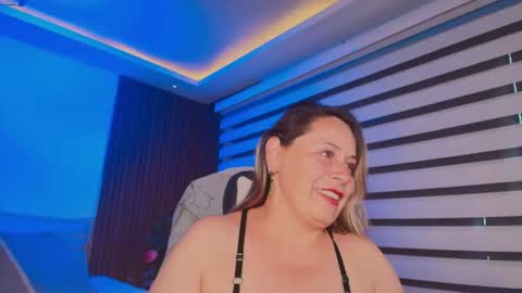 Snapshot of cinthya_roberts chatting on June 2026 07:27:01 PM Cinthya online show from June 2026 07:27:01 PM