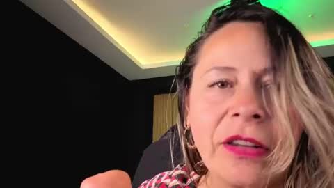Snapshot of cinthya_roberts chatting on July 2026 02:43:01 PM Cinthya online show from July 2026 02:43:01 PM