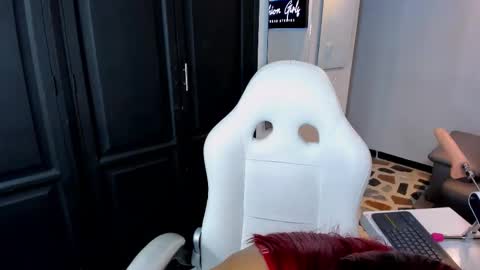 CintiaCollins  online show from November 2025 08:14:02 AM