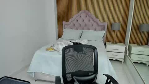 CintiaCollins  online show from November 2025 08:41:01 PM