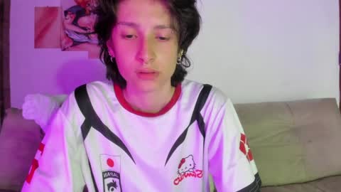 cirosky_elchicopolla online show from April 2026 03:34:01 AM