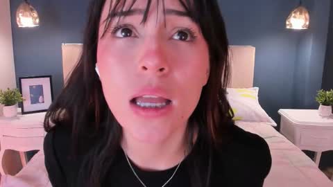 Anna online show from February 2026 03:43:01 AM