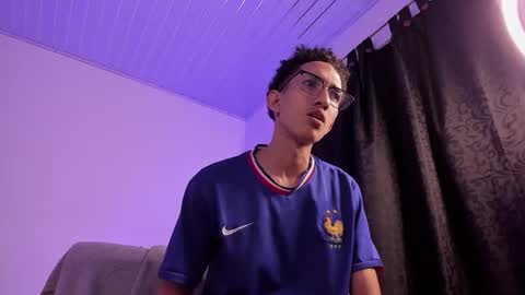 Snapshot of cj_davis1 chatting on November 2025 08:23:02 AM cj_davis1 online show from November 2025 08:23:02 AM