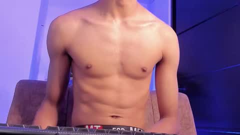 Snapshot of cj_davis1 chatting on November 2025 01:43:01 PM cj_davis1 online show from November 2025 01:43:01 PM