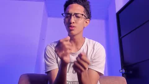 Snapshot of cj_davis1 chatting on December 2025 01:27:01 PM cj_davis1 online show from December 2025 01:27:01 PM