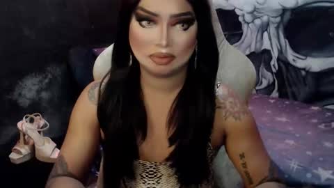 Snapshot of cj_parker69 chatting on November 2025 01:57:02 PM QUEEN CESS online show from November 2025 01:57:02 PM