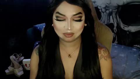 Snapshot of cj_parker69 chatting on December 2025 06:46:02 PM QUEEN CESS online show from December 2025 06:46:02 PM