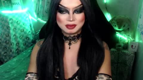 QUEEN CESS online show from July 2026 07:13:01 PM