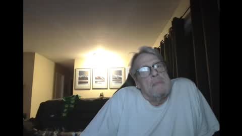 Snapshot of cjscout chatting on January 2025 09:33:01 AM cjscout online show from January 2025 09:33:01 AM