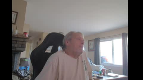 Snapshot of cjscout chatting on October 2025 07:00:01 PM cjscout online show from October 2025 07:00:01 PM