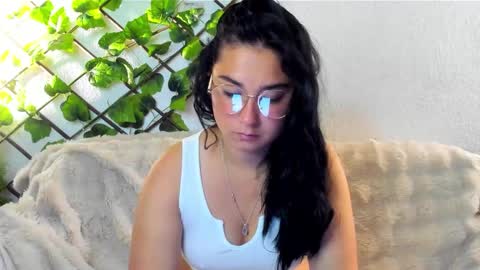 claiok online show from October 2025 01:22:01 AM