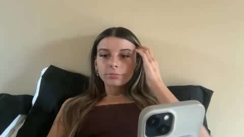 Snapshot of clairewalkerrr chatting on December 2025 06:28:01 PM clairewalkerrr online show from December 2025 06:28:01 PM