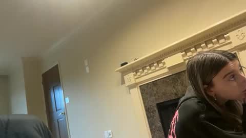 Snapshot of clairewalkerrr chatting on December 2025 06:16:01 PM clairewalkerrr online show from December 2025 06:16:01 PM