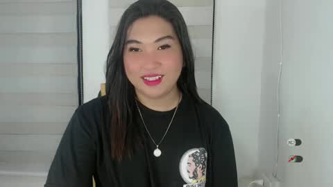 CLAIRE online show from February 2025 10:00:02 AM