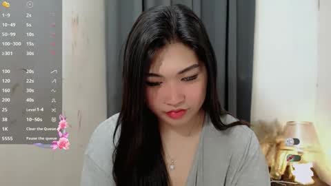 CLAIRE online show from November 2025 04:44:02 AM