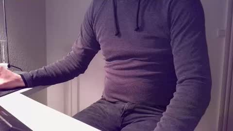 clamshive7 online show from February 2026 08:19:01 AM