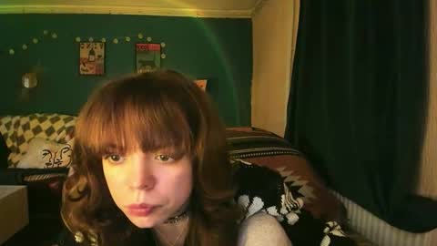 Snapshot of clancyosbourne chatting on November 2025 07:04:02 PM Clancy online show from November 2025 07:04:02 PM