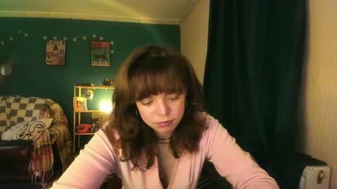 Snapshot of clancyosbourne chatting on November 2025 06:41:01 PM Clancy online show from November 2025 06:41:01 PM