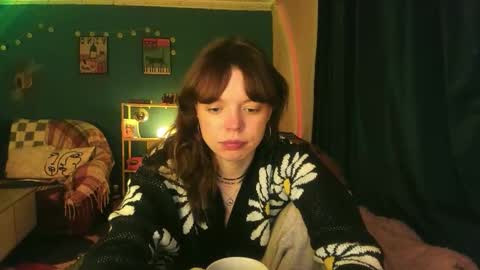 Snapshot of clancyosbourne chatting on November 2025 06:52:02 PM Clancy online show from November 2025 06:52:02 PM