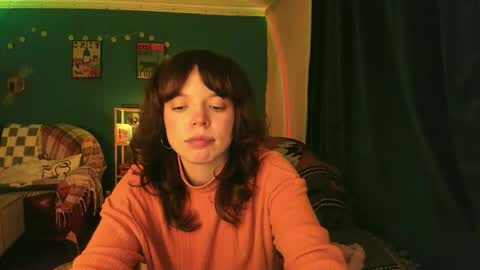 Snapshot of clancyosbourne chatting on November 2025 08:44:01 PM Clancy online show from November 2025 08:44:01 PM