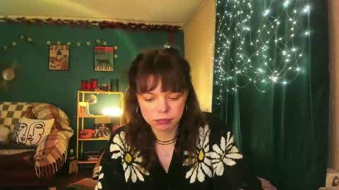 Snapshot of clancyosbourne chatting on December 2025 07:53:02 PM Clancy online show from December 2025 07:53:02 PM