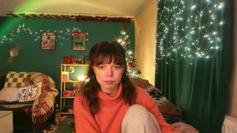 Snapshot of clancyosbourne chatting on December 2025 06:23:01 PM Clancy online show from December 2025 06:23:01 PM