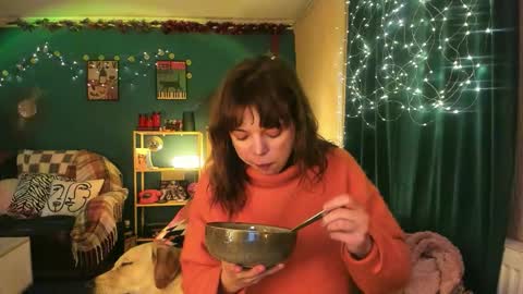 Clancy online show from December 2025 07:09:01 PM