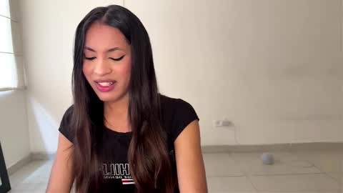 Clara  online show from February 2026 09:33:01 PM