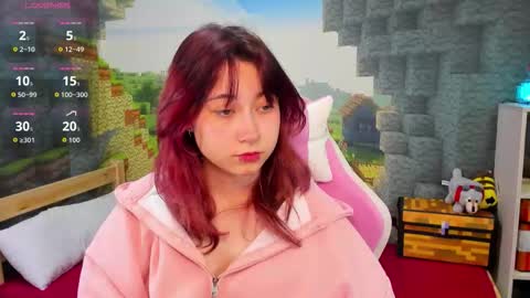 clarabenson online show from November 2025 07:38:01 PM