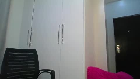 Snapshot of clarah11 chatting on October 2025 07:13:02 PM clara11 online show from October 2025 07:13:02 PM