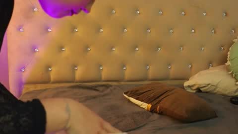 Clara online show from January 2026 08:16:01 AM