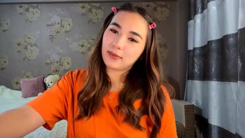 Yuna online show from October 2025 11:22:01 AM