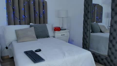 Snapshot of clarisse28 chatting on December 2024 05:38:02 AM Mistress Clarisse online show from December 2024 05:38:02 AM