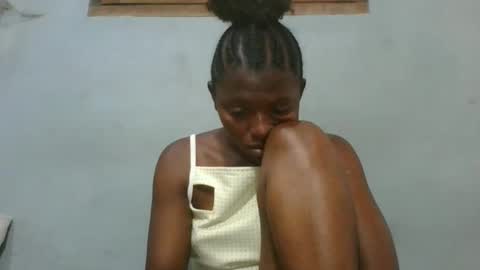 Snapshot of clarisse98 chatting on November 2025 05:40:01 AM clarisse98 online show from November 2025 05:40:01 AM