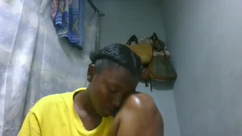 clarisse98 online show from December 2025 06:59:02 PM