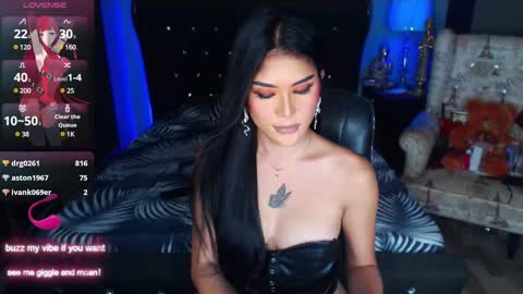 Snapshot of clarizamolina chatting on December 2024 12:02:01 PM Clariza online show from December 2024 12:02:01 PM