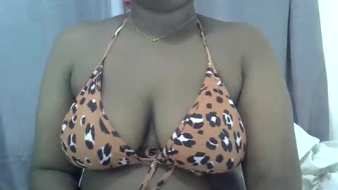 classy_zoey online show from November 2025 08:56:01 PM