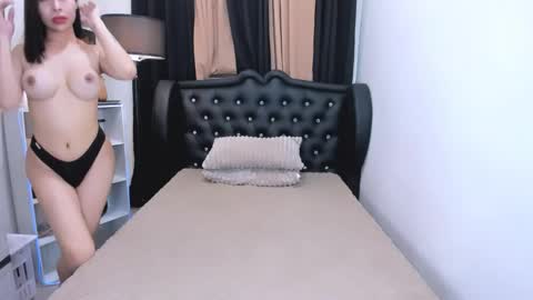 Naughty Claudia online show from April 2026 07:58:01 PM