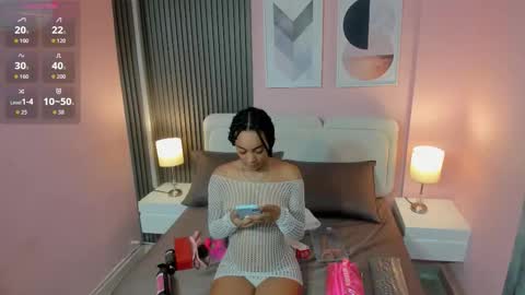 clauwdeen  wolf online show from November 2025 07:06:01 PM