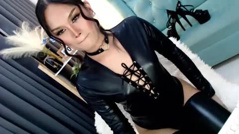 Snapshot of cleofex chatting on February 2025 04:10:01 AM Cleo online show from February 2025 04:10:01 AM