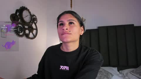 Cleopatra online show from April 2026 06:38:01 PM