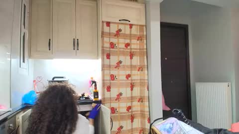 Snapshot of cleopatravodos chatting on February 2026 07:32:02 PM cleopatravodos online show from February 2026 07:32:02 PM