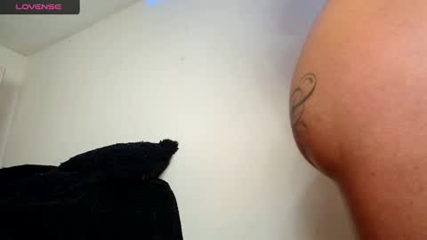 clermontt online show from March 2025 05:01:01 PM