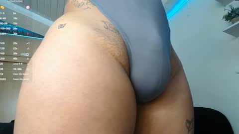 clermontt online show from November 2025 10:58:02 AM